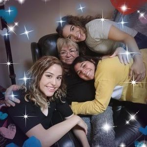 Meet your Posher, Eloisa